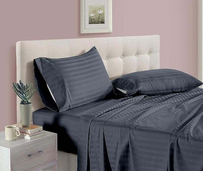 Verdelle Premium Queen Size Bedsheet (90" x 100") 300 TC