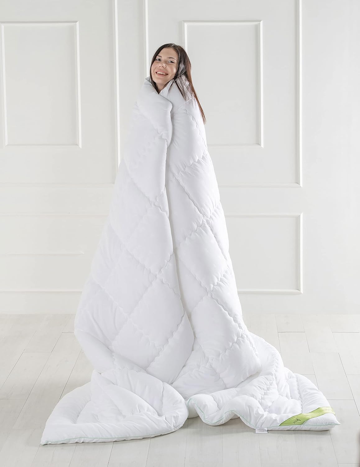Auretta Premium All Weather Quilt/Comforter