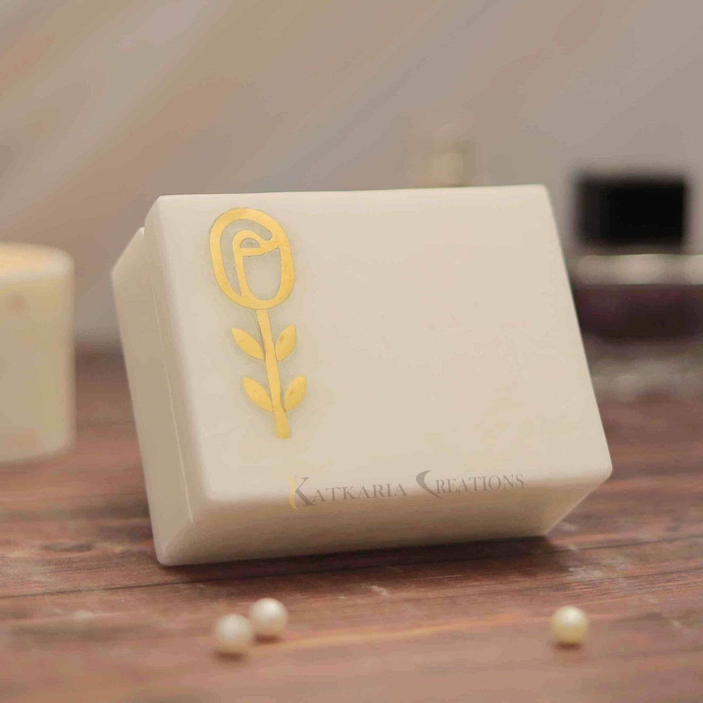 Rose Marble Jewellery Box With Brass Inlay Work