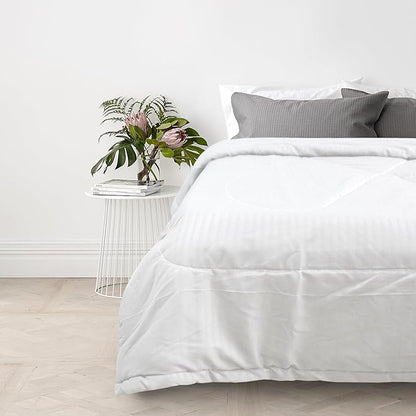 Ophellia Premium All Weather Quilt/Comforter