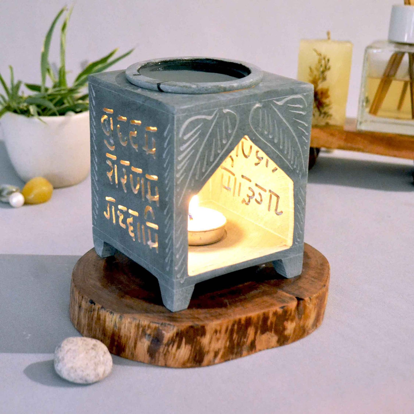 Buddha Aroma Oil Diffuser (Italy Paleva Stone)