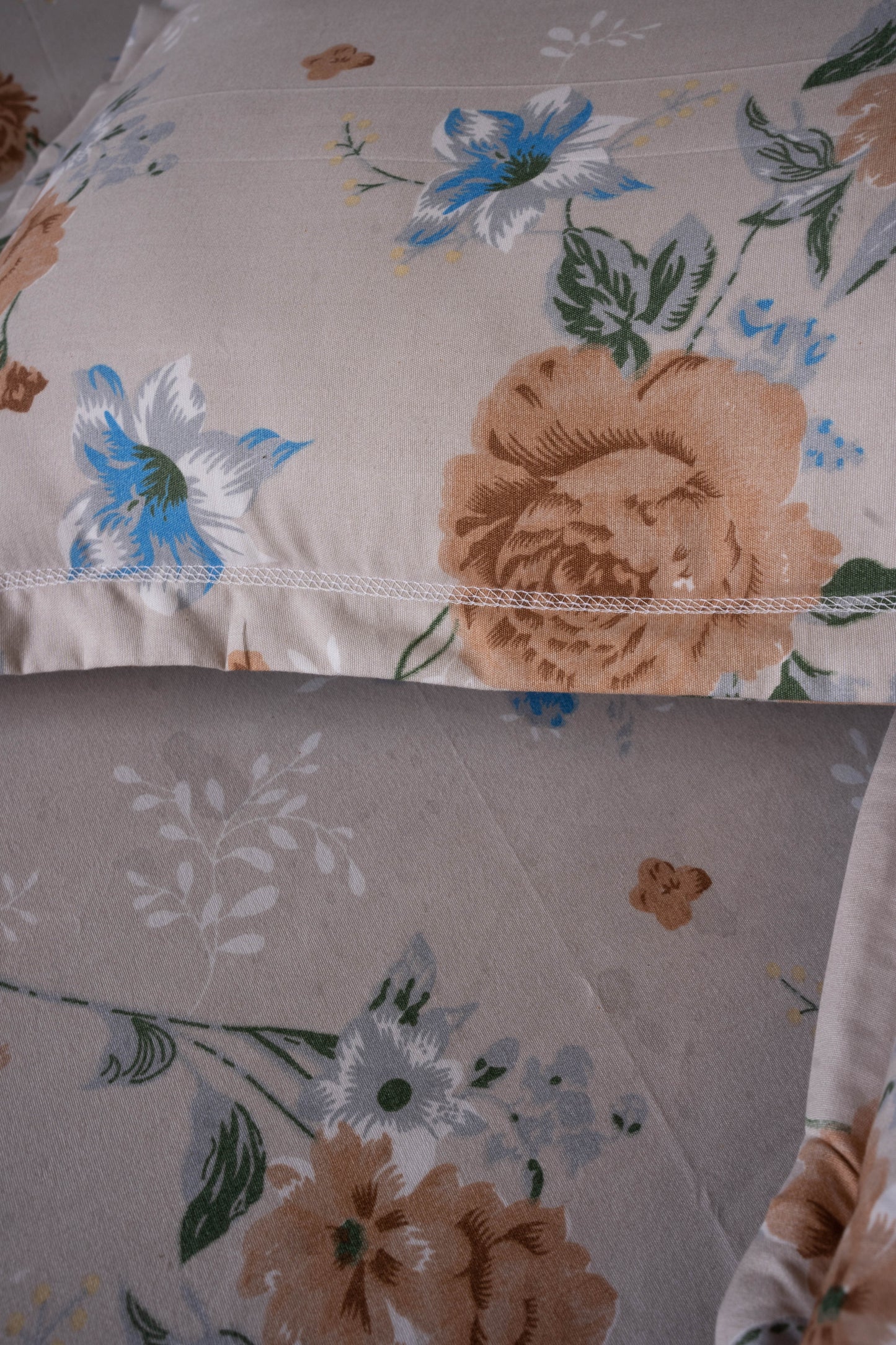 Vionna Premium Queen Size Bedsheet (90" x 100") - 400 TC