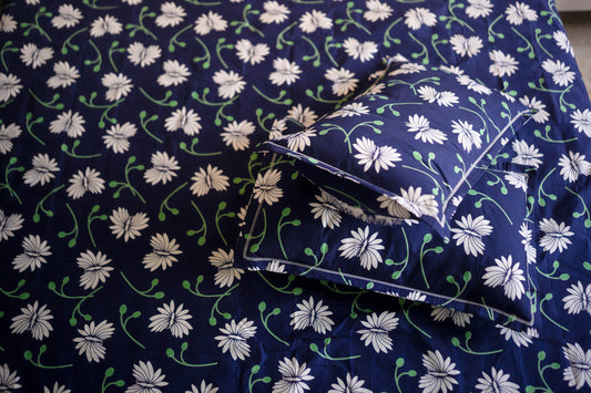 Savrinnaa Premium Queen Size Bedsheet (90" x 100") - 300 TC