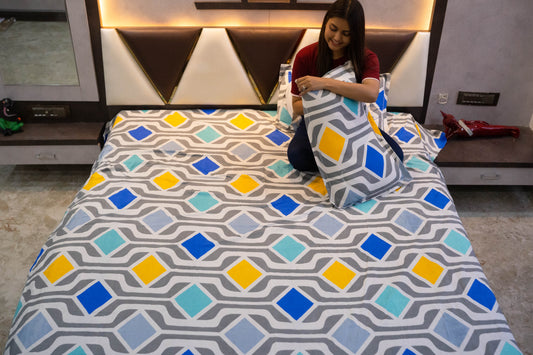 Florezia Premium Queen Size Bedsheet (90" x 100")- 300 TC